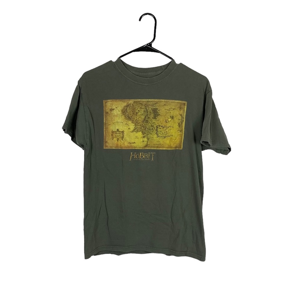 The hobbit middle earth map graphic promo tee